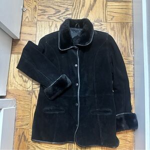 Black Teddy Jacket with Plush Material and Button-Up Style